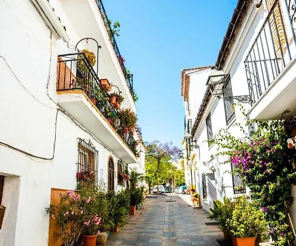 Lejlighed Bermeja Village